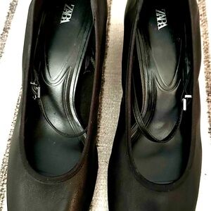 Zara Women's Black Mary Janes